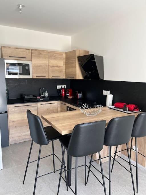 Superbe Appartement Neuf Aucalme Saint-Mandrier-sur-Mer Exterior foto